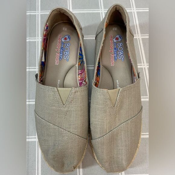 Skechers Womens Bobs Highlights High Jinx Taupe Canvas Rope Wedge Slip On Size 9 - Picture 2 of 11